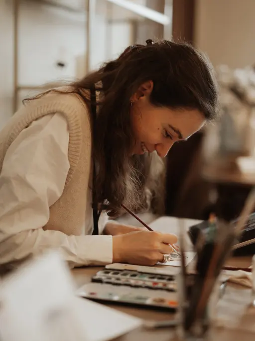 Live painting à l'aquarelle de visiteur à l'Atelier de l'Amour